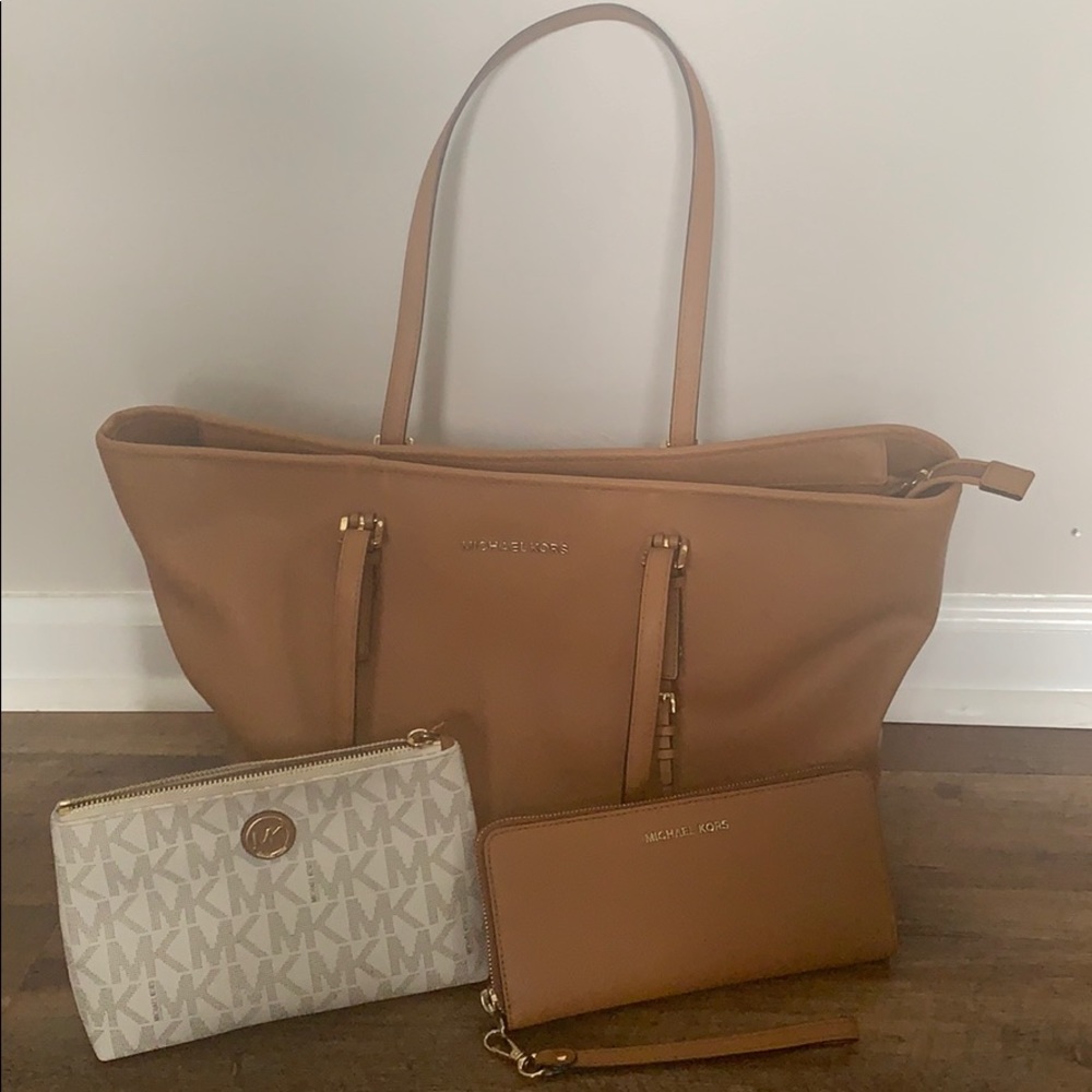 Michael Kors purse combo